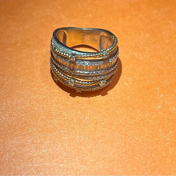 Effy Two Tone Diamond Ring - Picture 3 of 9